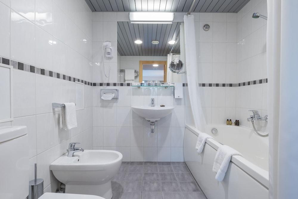 Riga Islande Hotel With Free Parking Exterior photo